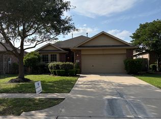 4480 Gran Canary Dr, League City, TX 77573
