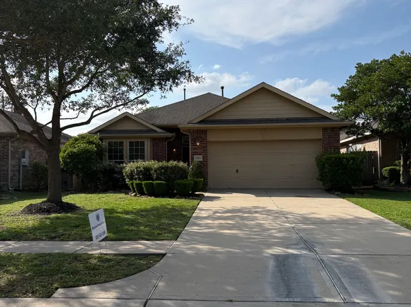 4480 Gran Canary Dr, League City, TX 77573