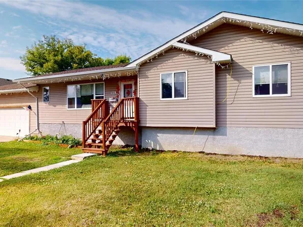 429 Stanley Ave, Selkirk, MB R1A 0R7
