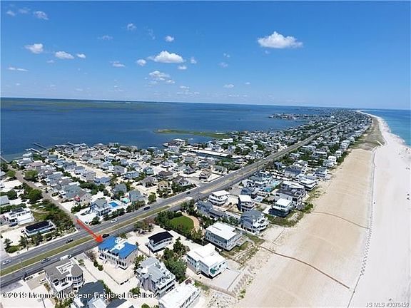 3rd image of 1097 Long Beach Blvd #A
