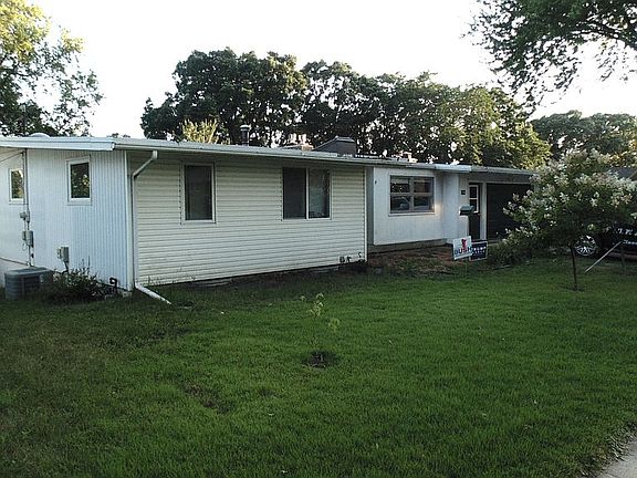 Cali Ranch,com.roof