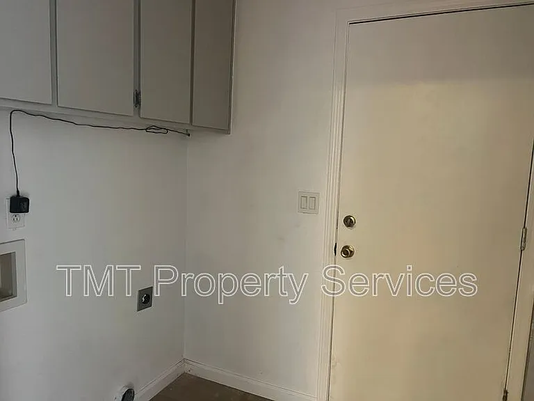 7761 Robert Way — Photo 7