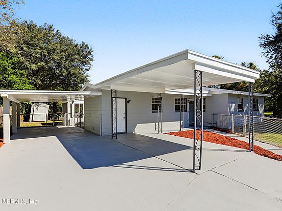 2nd image of 9035 DEVONSHIRE Boulevard