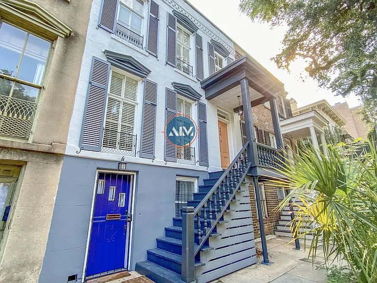 208 E Taylor St — Photo 3