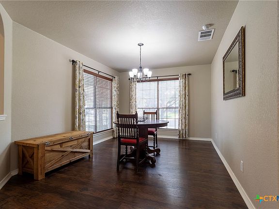 3rd image of 2488 Medina Dr
