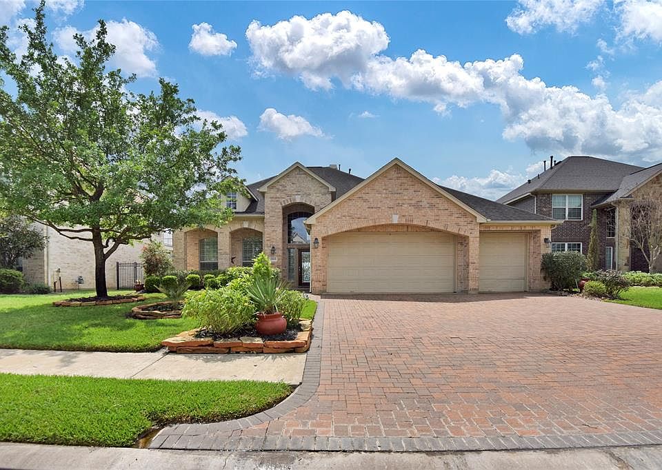 1st image of 17835 Camp Cove Dr