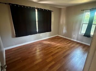 10104 Prince Dr, Saint Louis, MO 63136