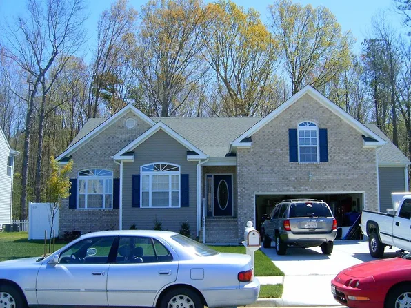 913 Lym Dr, Virginia Beach, VA 23464