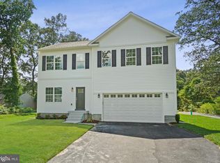 8028 Clark Station Rd #B, Severn, MD 21144