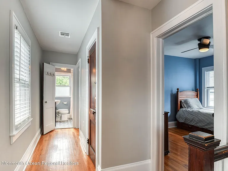 1505 Emory St #WINTER RENTAL — Photo 25