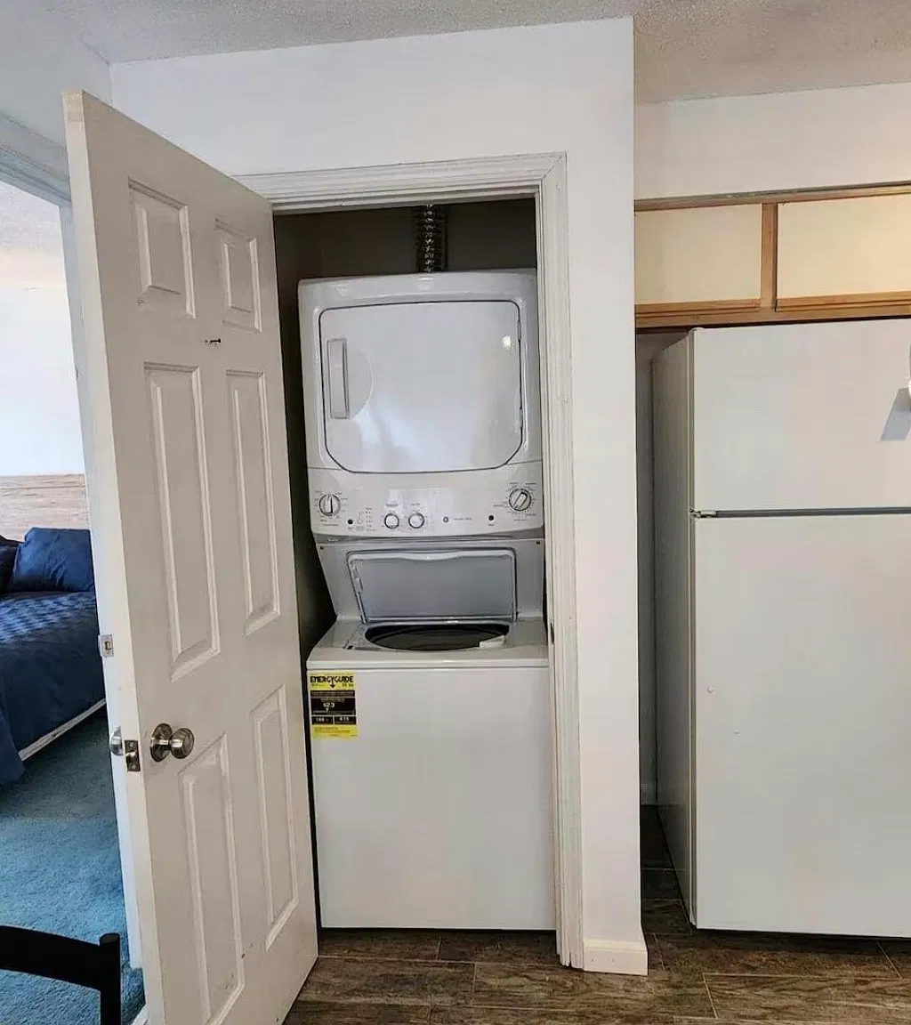 2 bed, 977 sqft, $2,500 — Photo 4