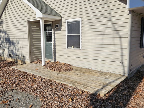 5th image of 147 Hickory Hill Ln #1