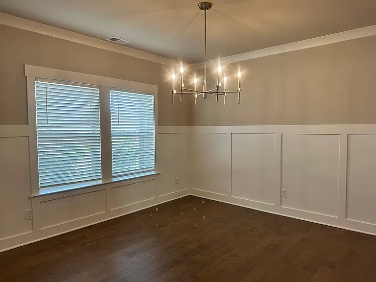 5015 Wellesley Dr — Photo 4
