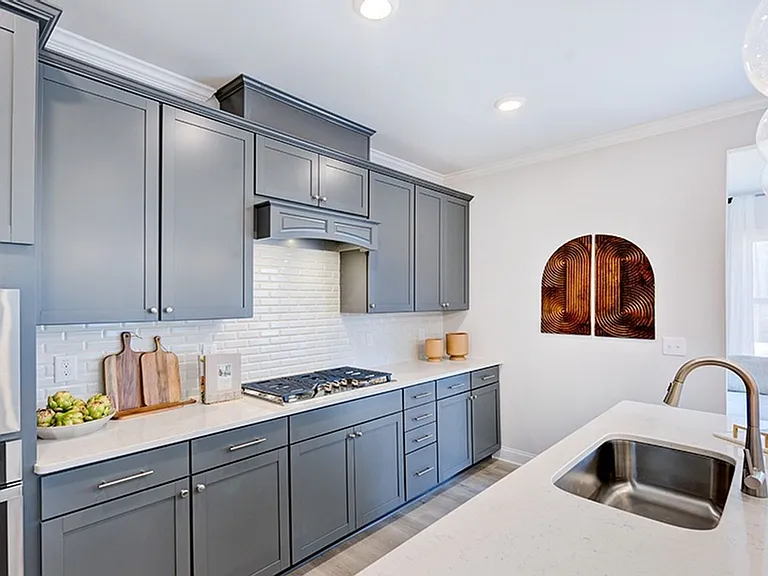 1100 Sun Springs Rd — Photo 17