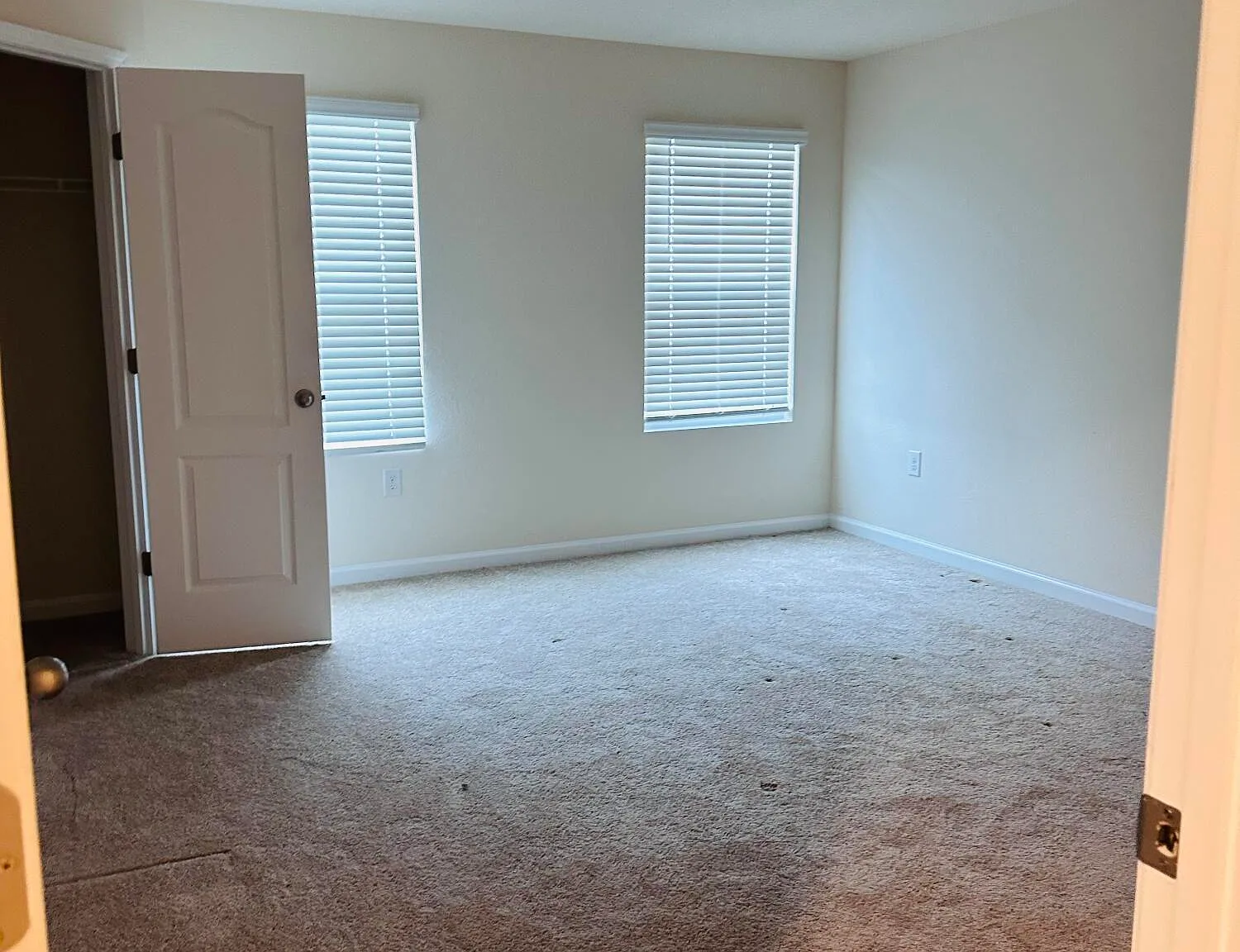 2 bed, 2.5 bath, 1202 sqft, $1,695 — Photo 4
