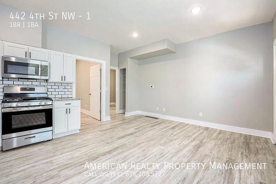 442 4th St NW — Photo 4