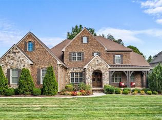 407 Montrose Dr, Waxhaw, NC 28173