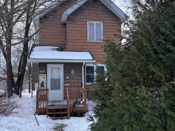 8 4th St, Proctor, MN 55810