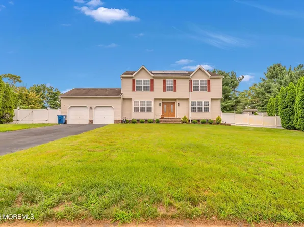 6 Rizzo Court, Howell, NJ 07731