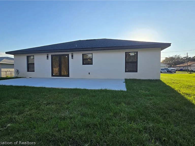 4720 Trout Ave — Photo 26