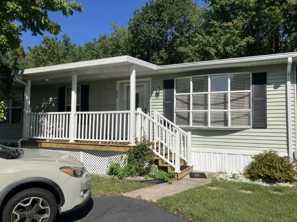 223 Richard Ct #88, Spotswood, NJ 08884