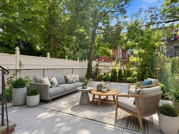 204 East 31st Street image 1 of 20