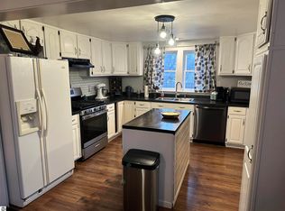 320 N Main St, Standish, MI 48658