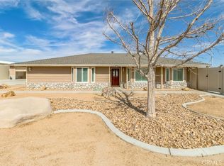 8722 Deep Creek Rd, Apple Valley, CA 92308