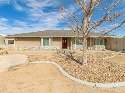 8722 Deep Creek Rd, Apple Valley, CA, 92308