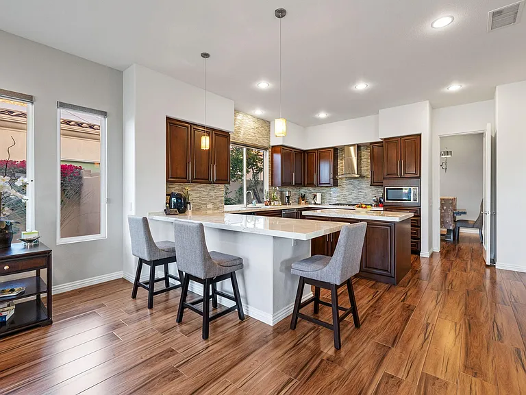 704 Mission Creek Dr — Photo 11