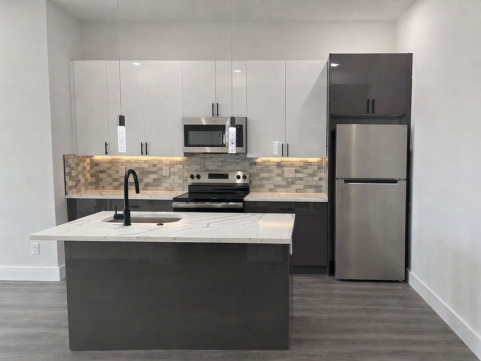 1st image of 1515-19 W Dauphin St #500