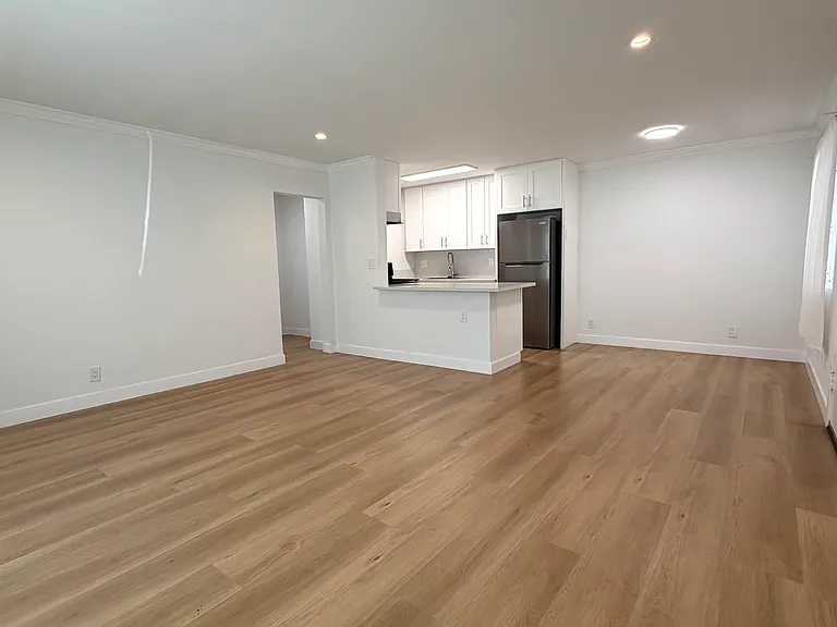 6125 Eleanor Ave #1 — Photo 10