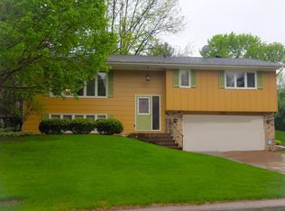 1779 3rd St NW, New Brighton, MN 55112