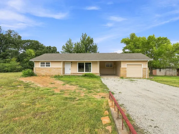 65 2nd St, Prue, OK 74060