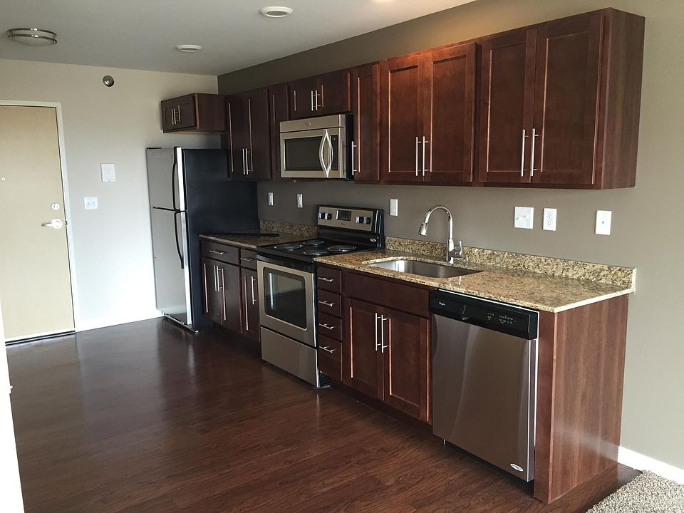 2nd image of 2430 36th St S APT 308