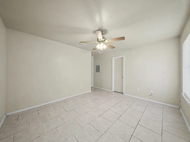 5811 Redstone Dr, Killeen — Photo 14