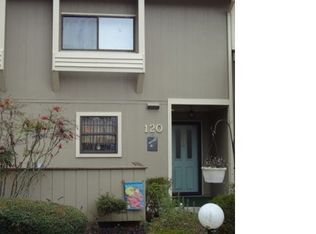 120 Quarterdeck, New Bern, NC 28562