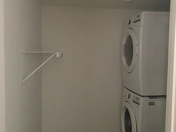4th image of 1 Meadow Dr #210
