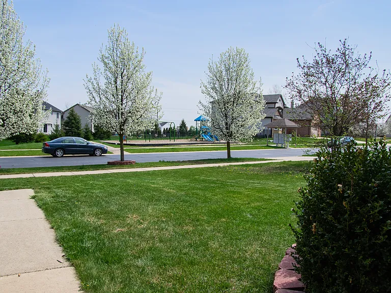 366 Sedgewood Ln — Photo 63