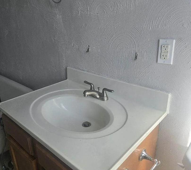 Unit Photo
