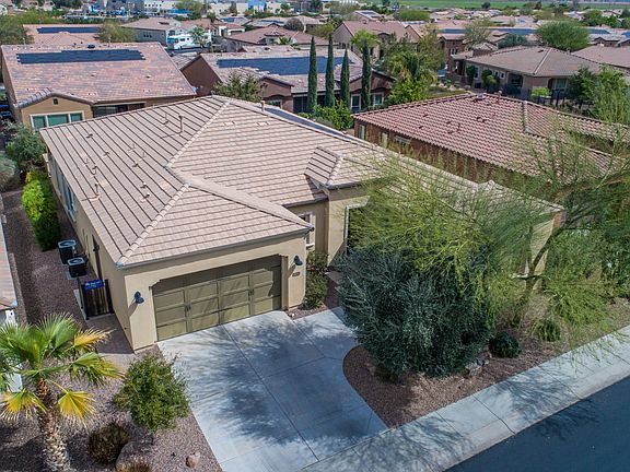 2nd image of 1326 E Sweet Citrus Dr