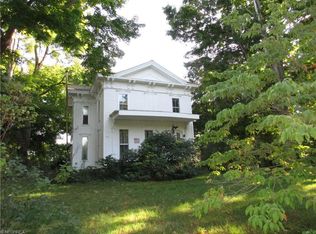 910 Brownville Rd, Rome, OH 44085