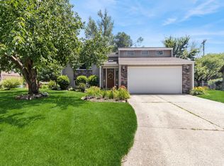 424 Opal Cir, Ames, IA 50010