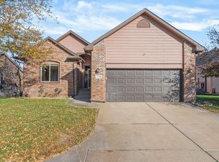 3458 N Sandplum Ct, Wichita, KS 67205