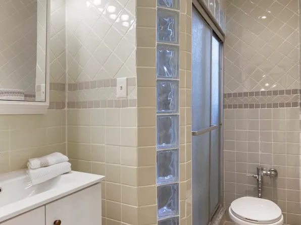 585 West 214th Street image 6 of 6