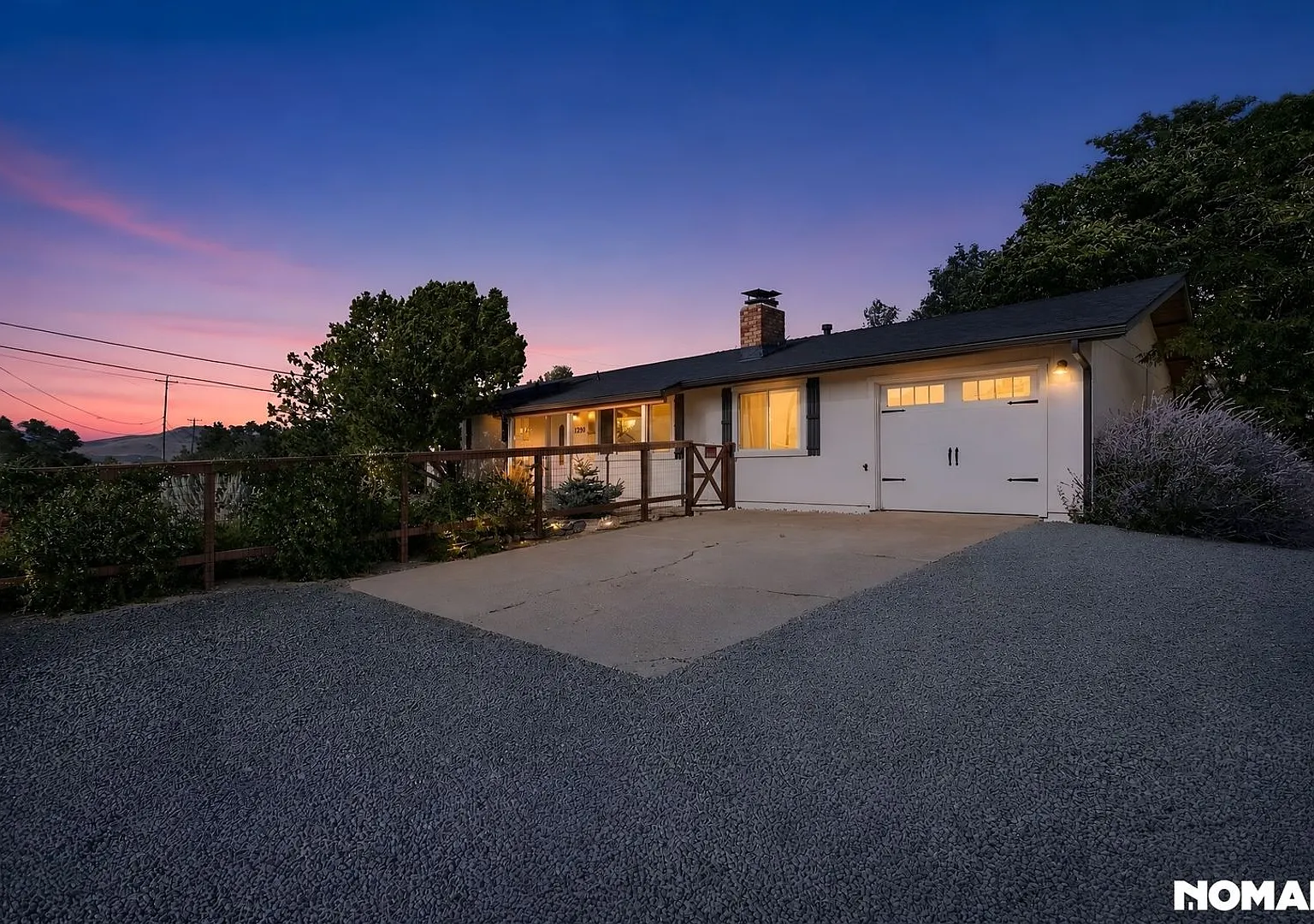 Newly refurbished 4 bedroom, 2 bath ranch style home in Washoe Valley — Photo 3