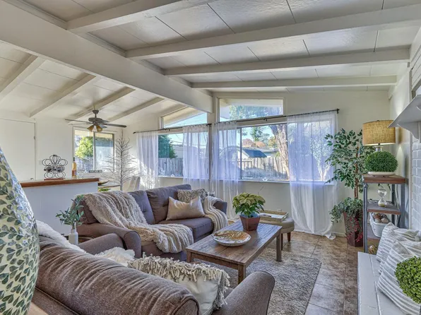 1071 Tyler St, Salinas, CA 93906