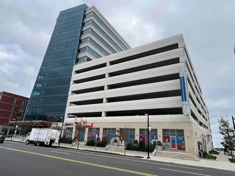 108-110 S Lincoln Pl — Photo 41
