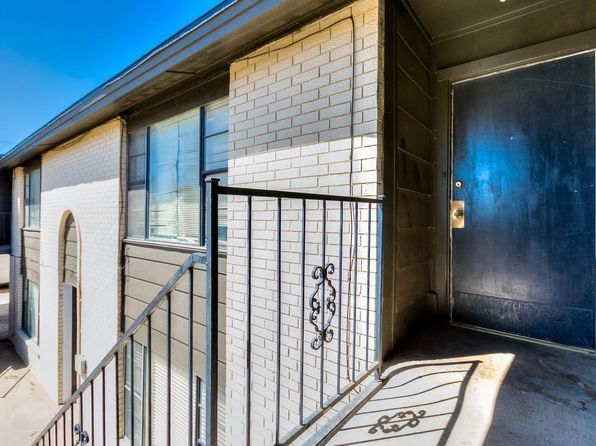 1427 Austin St