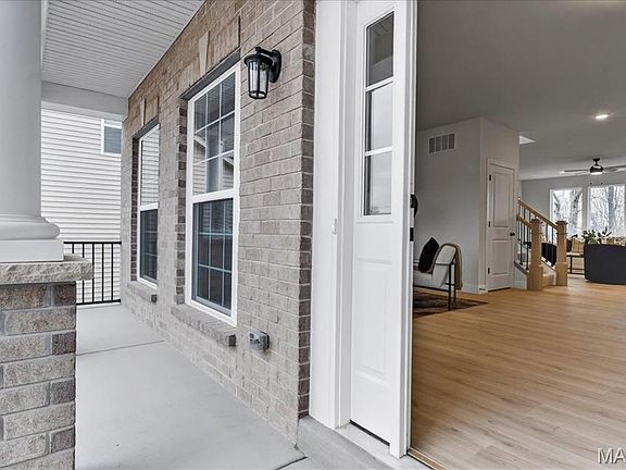 7th image of this home